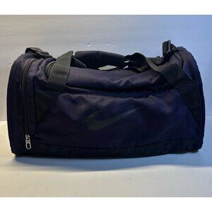 Nike Purple‎ & Black Duffle Bag (18x10)